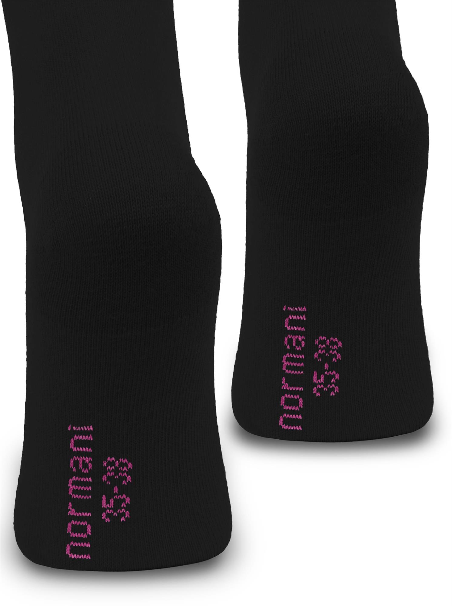 1 Paar Socken mit farbigem Bund und handgekettelter Spitze - Bild 7 von 43