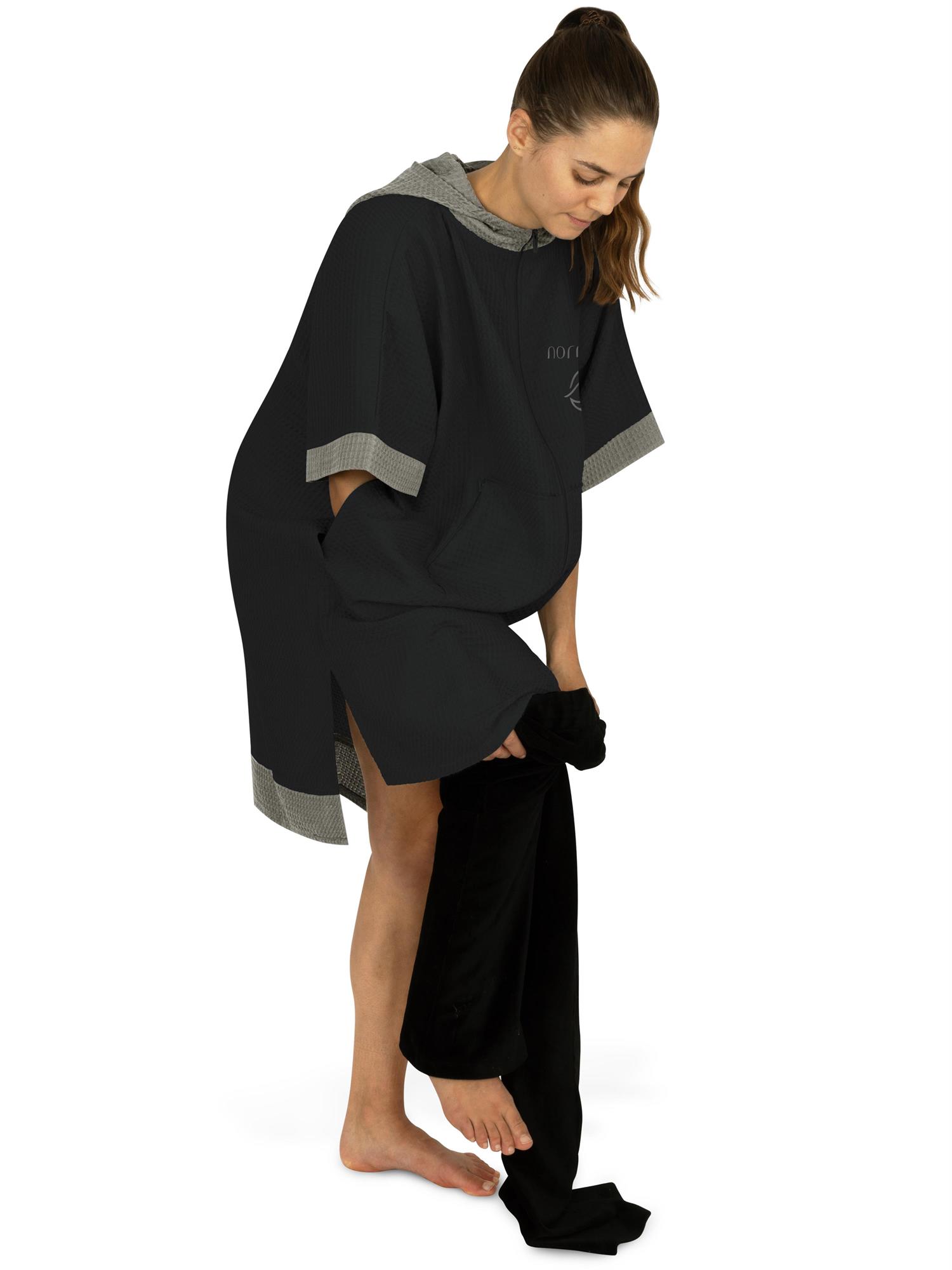 Badeponcho aus 100% Viskose | Bademantel mit Kapuze und Tasche und Umziehhilfe - Bild 8 von 29